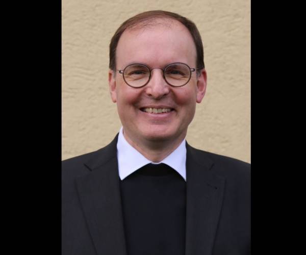  Pfarrer Paul Reder neuer Weihbischof in Würzburg